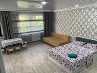 1-комнатная квартира, 40 м², 3/5 этаж посуточно, Интернациональная 57 за 10 000 〒 в Петропавловске