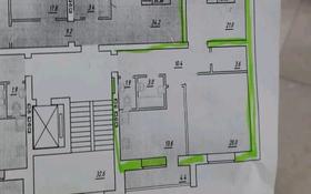 2-комнатная квартира, 79 м², 2/5 этаж, мкр. Батыс-2 — Тауелсиздик за 20 млн 〒 в Актобе, мкр. Батыс-2