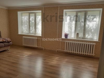 3-комнатная квартира, 76 м², 1/10 этаж, Бекхожина 9 за 36 млн 〒 в Павлодаре