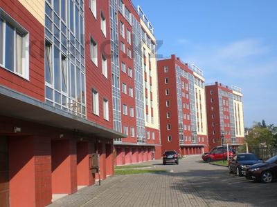 3-комнатная квартира, 197 м², 8/8 этаж, Толстого 16 за 102.6 млн 〒 в Калининграде