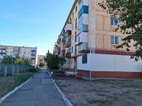 2-комнатная квартира, 42.6 м², 1/5 этаж, 1 мкр 12 за 7.5 млн 〒 в Лисаковске
