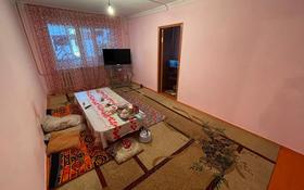 4-комнатная квартира, 80 м², 1/5 этаж, Кенесары 26 за 18 млн 〒 в Туркестане