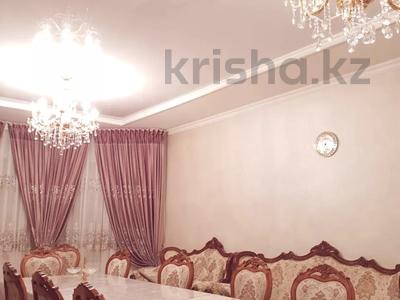 8-комнатный дом, 350 м², Астана за 75 млн 〒 в 