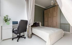 2-комнатная квартира, 55 м², 2/5 этаж на длительный срок, Кабанбай батыра 7 за 220 000 〒 в Нур-Султане (Астане)