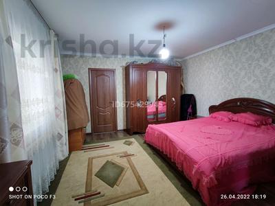 2-комнатный дом, 70 м², 10 сот., улица Сауран 33 за 15 млн 〒 в Таразе