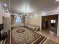 8-комнатный дом, 210 м², 10 сот., Альфараби 168А — Алшынбаева за 48 млн 〒 в 