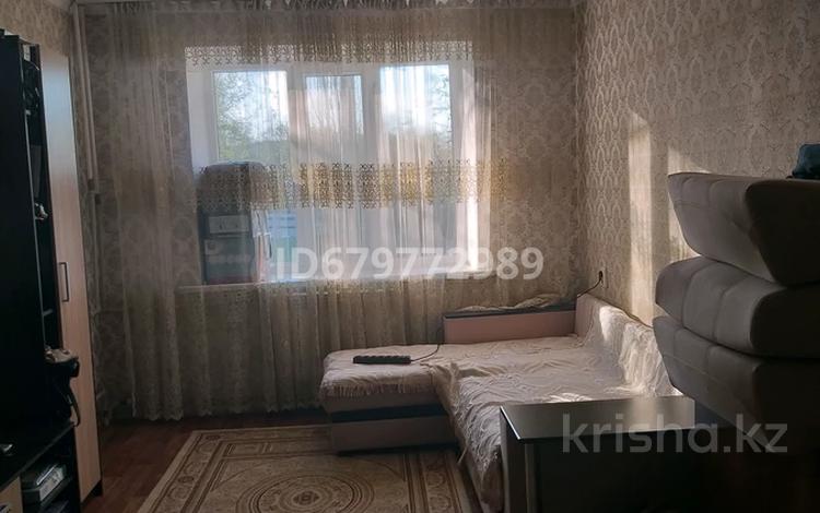 1-комнатная квартира, 35 м², 1/5 этаж, Конаева Желтоксан 8 за 8.5 млн 〒 в Талдыкоргане, мкр Жастар