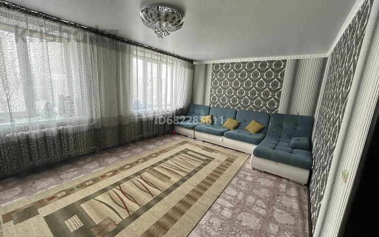 2-комнатная квартира, 60.4 м², 2/10 этаж, Бекхожина 11 за 24 млн 〒 в Павлодаре