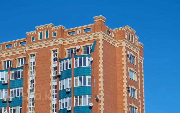 3-комнатная квартира, 120 м², 6/10 этаж, Сактагана Баишева 7А за 49 млн 〒 в Актобе