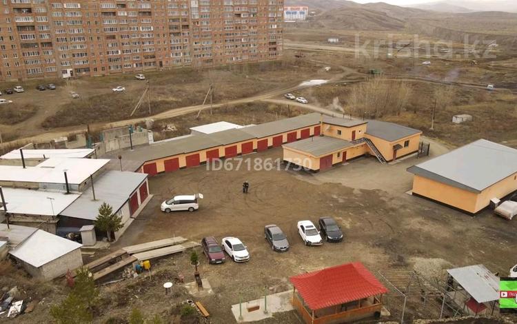 Здание, площадью 1600 м², Жастар 37/6 за 120 млн 〒 в Усть-Каменогорске