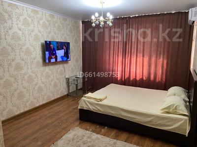 1-комнатная квартира, 35 м², 4/10 этаж по часам, Чокина — 1 Мая за 4 000 〒 в Павлодаре