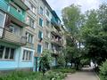 1-комнатная квартира, 32 м², 4/5 этаж, 30-гвардейской дивизии 30 за 14.5 млн 〒 в Усть-Каменогорске