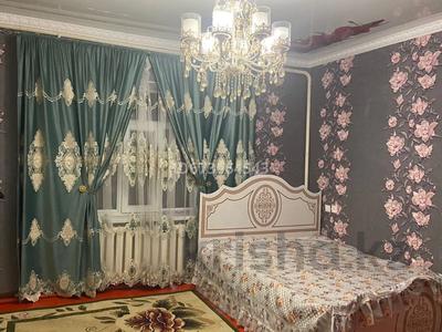 8-комнатный дом, 180 м², 8 сот., Т Асылбекова 12 — М.Майлин за 32.5 млн 〒 в Туркестане