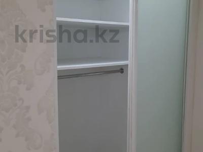 3-комнатная квартира, 54 м², 2/3 этаж, Сатпаева 30 за 35.5 млн 〒 в Алматы