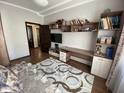 4-комнатная квартира, 88 м², 4/5 этаж, ул. Есенберлина за 45 млн 〒 в Жезказгане