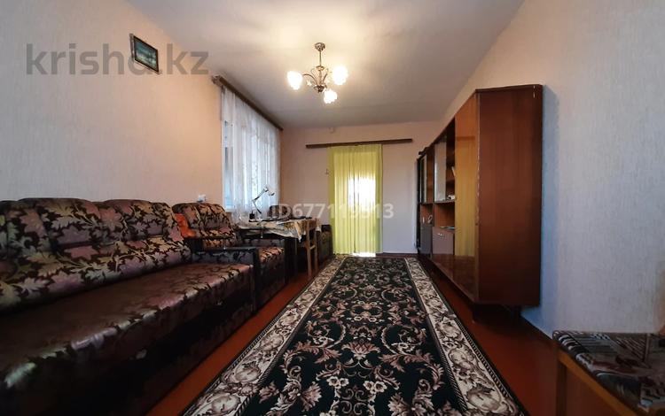 3-комнатный дом, 67 м², 10.6 сот., Целинная 46 — Базарная за 9 млн 〒 в Денисовке