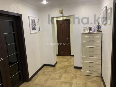 3-комнатная квартира, 81.6 м², 3/5 этаж, Ауэльбекова 138 за 32 млн 〒 в Кокшетау