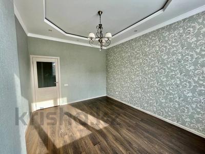 2-комнатная квартира, 72 м², 2/10 этаж, проспект Мангилик Ел за 41.5 млн 〒 в Астане, Есильский р-н