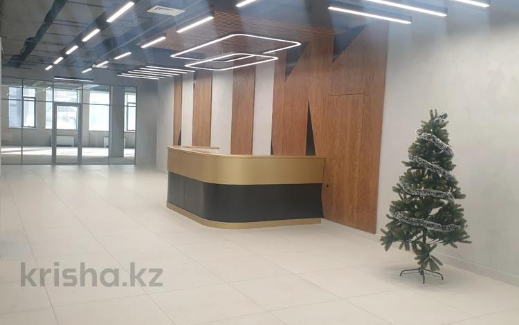 Офис площадью 2500 м², проспект Достык — проспект Аль-Фараби за 8 500 〒 в Алматы, Медеуский р-н