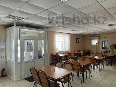 Здание дейтсвущей столовой с магазином за 45 млн 〒 в Караганде, Алихана Бокейханова р-н