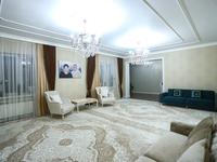5-комнатная квартира, 290 м², 2/2 этаж, Мкр Саяжай 376 за 100 млн 〒 в Актобе, жилой массив Заречный-2