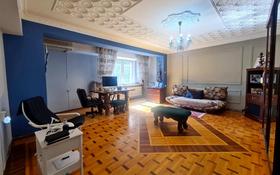5-комнатный дом, 300 м², 10 сот., мкр Баянаул 3 — Толе би за 120 млн 〒 в Алматы, Ауэзовский р-н