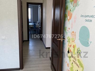 3-комнатная квартира, 80 м², 3/10 этаж, Бекхожина 9 за 35 млн 〒 в Павлодаре