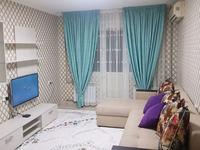 2-комнатная квартира, 56 м², 2/5 этаж посуточно, Ильяева 22 — Кунаева за 13 000 〒 в Шымкенте, Аль-Фарабийский р-н