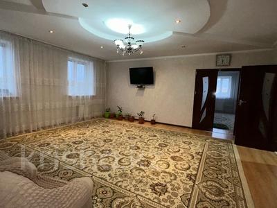 7-комнатный дом, 250 м², 10 сот., Саттар Имашева за 65 млн 〒 в Атырау