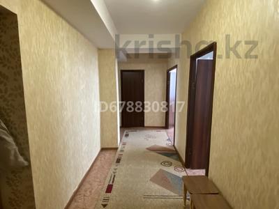 2-комнатная квартира, 60 м², 9/9 этаж, Б. Момышулы 14 за 19.7 млн 〒 в Усть-Каменогорске