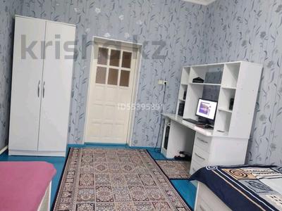 6-комнатный дом, 169 м², 10 сот., Накипова 60 за 35 млн 〒 в Туркестане