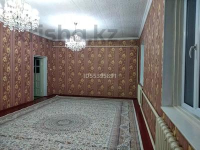 6-комнатный дом, 169 м², 10 сот., Накипова 60 за 35 млн 〒 в Туркестане