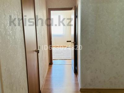 3-комнатная квартира, 90 м², 9/13 этаж, Чингиза Айтматова за 41 млн 〒 в Астане, Есильский р-н