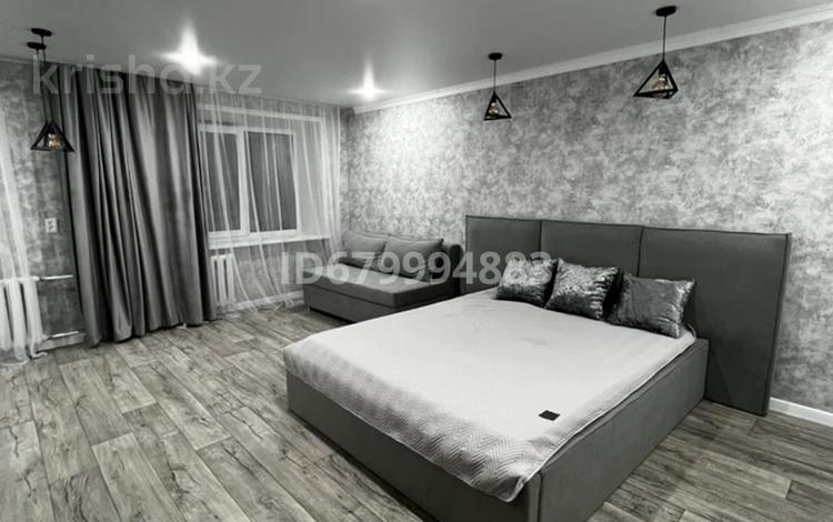 1-комнатная квартира, 32 м², 2/5 этаж посуточно, Гагарина 13 за 15 000 〒 в Рудном