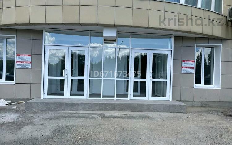 Магазин площадью 380 м², Ул. Пермитена 7 за 200 млн 〒 в Усть-Каменогорске