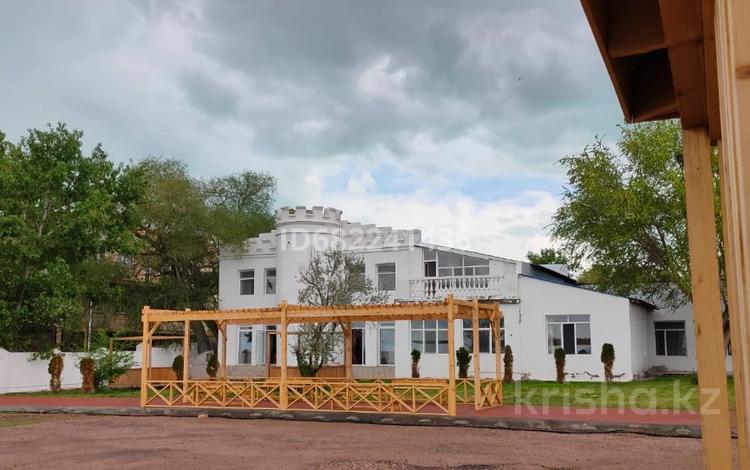 Дом гостиница на озере Балхаш за 150 млн 〒 в Приозёрске