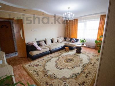 4-комнатная квартира, 82 м², 4/5 этаж, 1 военный городок 14 за 21 млн 〒 в Талдыкоргане