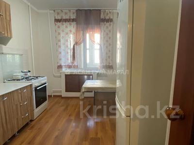 1-комнатная квартира, 37 м², 4/5 этаж, мкр Аксай-2 за 25.5 млн 〒 в Алматы, Ауэзовский р-н
