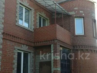 10-комнатный дом, 600 м², 17 сот., Ладожская 3 за 120 млн 〒 в Челябинске