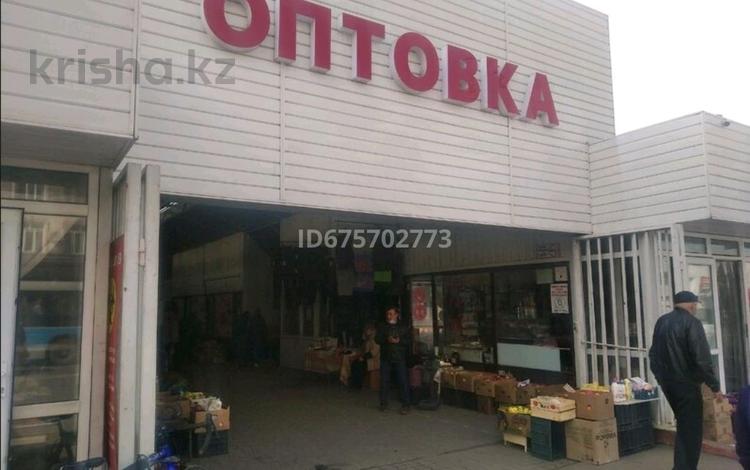 Магазин площадью 25 м², Розыбакиева за 220 000 〒 в Алматы, Алмалинский р-н