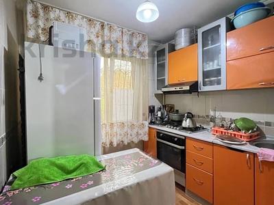 3-комнатная квартира, 58 м², 1/4 этаж, мкр №11 за 33 млн 〒 в Алматы, Ауэзовский р-н