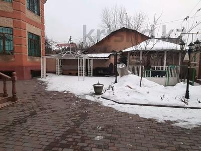 8-комнатный дом, 513 м², 6 сот., мкр Рахат за 190 млн 〒 в Алматы, Наурызбайский р-н