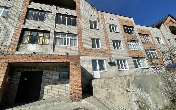 3-комнатная квартира, 82 м², 1/4 этаж, Энтузиастов 15 за 25.8 млн 〒 в Усть-Каменогорске