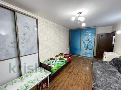 3-комнатная квартира, 63 м², 5/5 этаж, мкр Тастак-1 за 33.5 млн 〒 в Алматы, Ауэзовский р-н