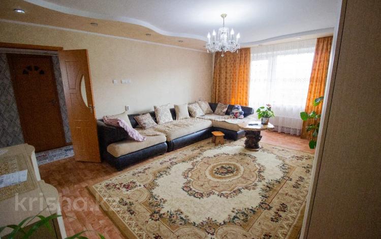 4-комнатная квартира, 82 м², 4/5 этаж, 1 военный городок 14 за 21.5 млн 〒 в Талдыкоргане