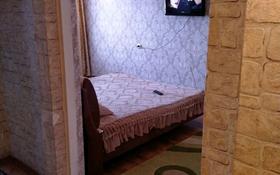 1-комнатная квартира, 40 м², 3/4 этаж посуточно, Аскарова 4 за 10 000 〒 в Шымкенте, Аль-Фарабийский р-н