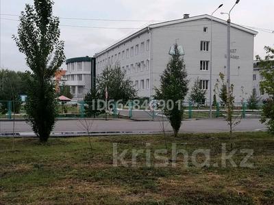 2-комнатная квартира, 50 м², 2/5 этаж, улица Амангельды 50 — Камзина за 18 млн 〒 в Павлодаре