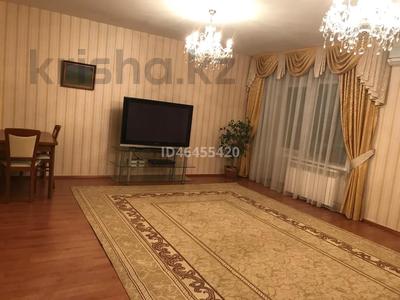 5-комнатная квартира, 150 м², 1/4 этаж, Самарская 103 за 55 млн 〒 в Уральске