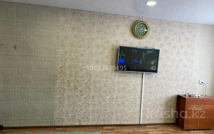 2-комнатная квартира, 45 м², 1/5 этаж, Тауелсиздик 33 за 6.5 млн 〒 в Курчатове