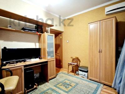 3-комнатная квартира, 75 м², 2/5 этаж, мкр Орбита-2 — Аль-Фараби за 50 млн 〒 в Алматы, Бостандыкский р-н